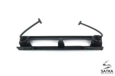 Abschlepphaken Abdeckung für Mercedes Benz Vorne Rechts W201 Blende A2018800305